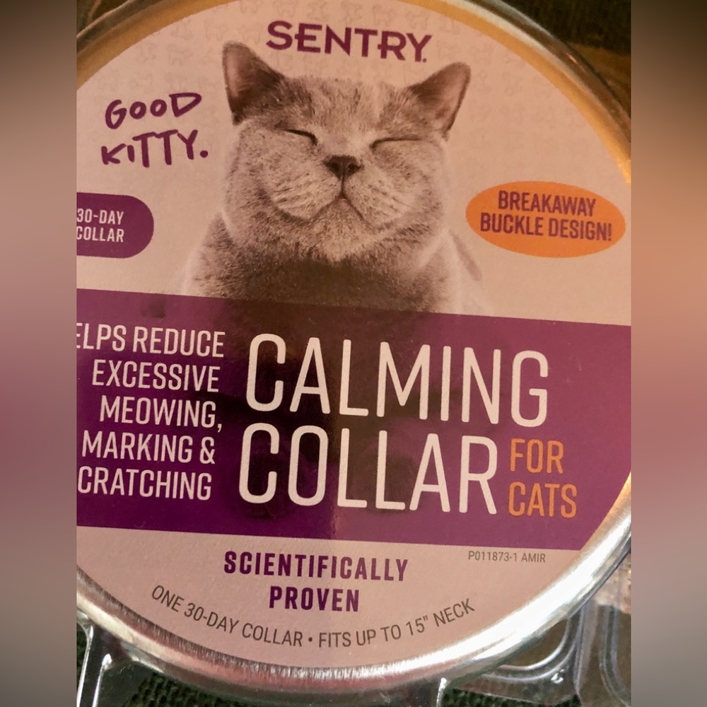 Sentry kitty calming collars (2)